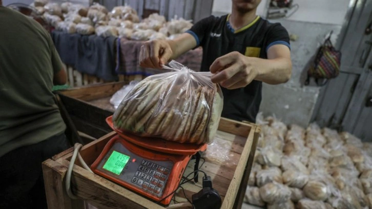 2 aydan fazla süredir kapalıydı... Ekmek fırınları Gazze'de yeniden üretime başladı!