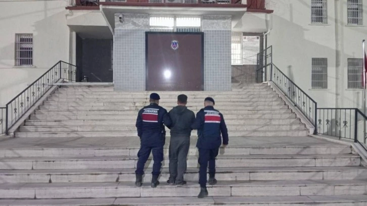 23 suç kaydıyla aranıyordu: Yakalandı!