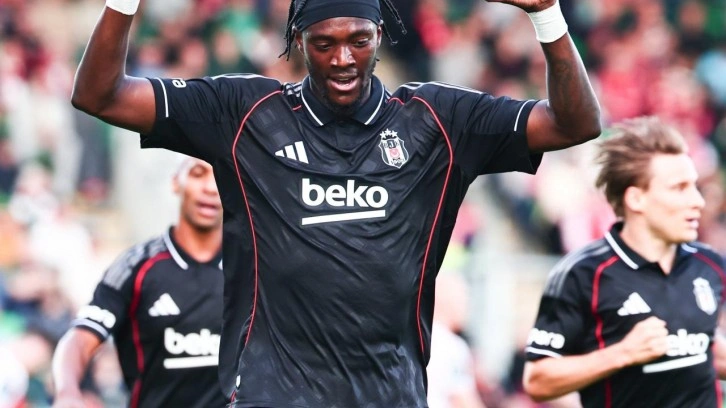 Abraham tarihe geçti! Beşiktaş'ta bir ilki başardı