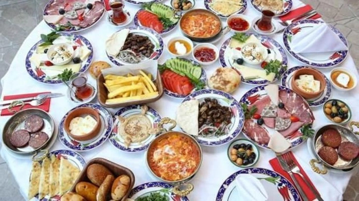 Açık büfe ve serpme kahvaltıda yeni dönem! Hükümet düğmeye bastı