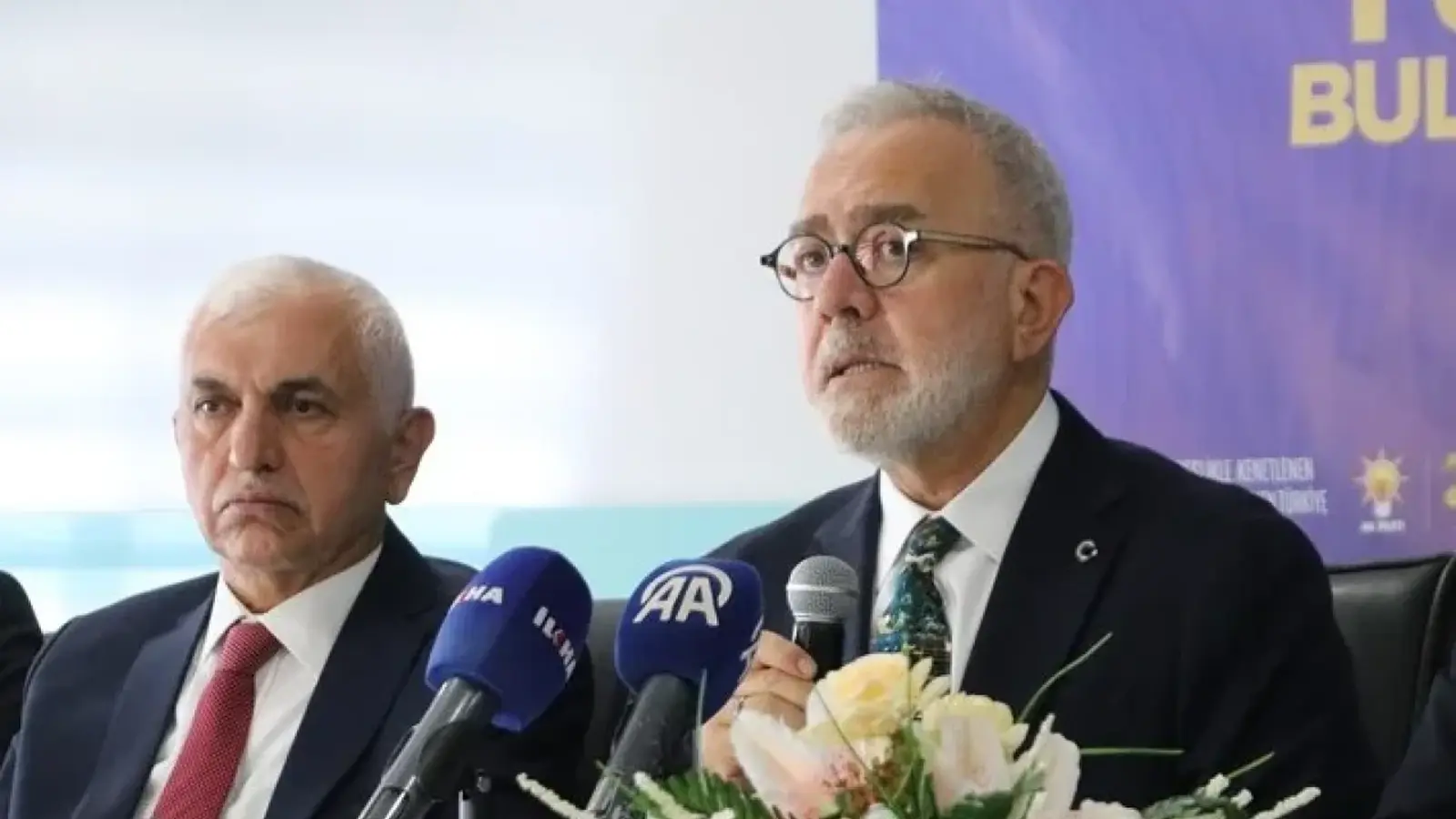 Yenişehirlioğlu, Siirt'te "Türkiye Yüzyılı Buluşmaları"nda konuştu