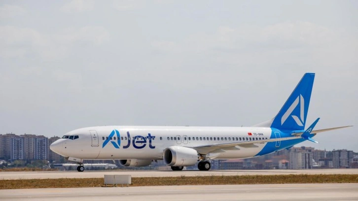 AJet 2 haftada 3 yeni Boeing 737-8 MAX uçağını filosuna kattı