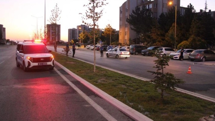 Alkolün sonu kötü bitti, aracına kurşun yağdırdılar