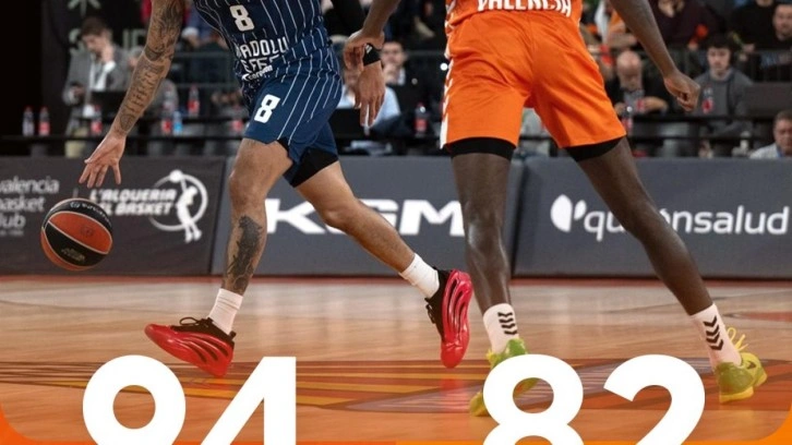 Anadolu Efes, İspanya'da mağlup