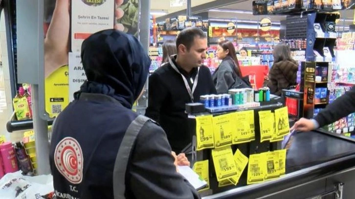 Ankara'da asgari &uuml;cret ve yılbaşı &ouml;ncesi fahiş fiyat denetimi yapıldı