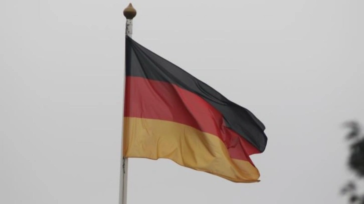 Askeri okulda Nazi propagandası! O Alman komutanın g&ouml;revine son verildi!