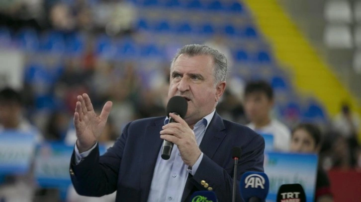 Bakan Bak, Karadeniz-Hazar Ülkeleri Karate Şampiyonası'nın açılışına katıldı