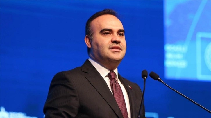 Bakan Kacır, "OSB Yıldızları Araştırması Ödül Töreni"nde konuştu