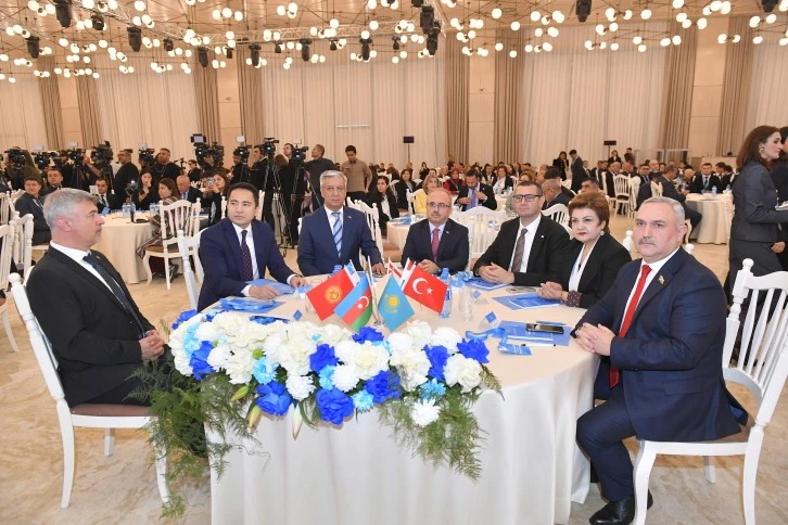 Bakü'de Türk dünyası STK'lerinin Dayanışma Forumu: KKTC’den STK temsilcileri de katıldı
