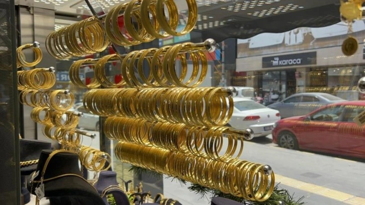 Barış ortamı altın fiyatlarına nefes aldırdı