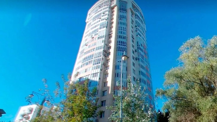 Bir gizemli ölüm daha: Kritik isim pencereden düşerek hayatını kaybetti!