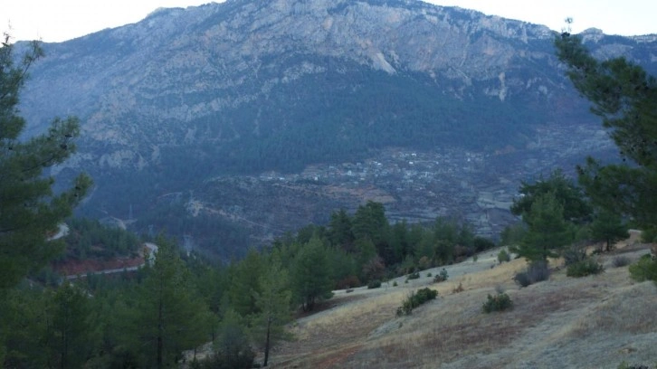 Bu k&ouml;yde g&uuml;neş 12:30'da doğuyor, 15:30'da batıyor!