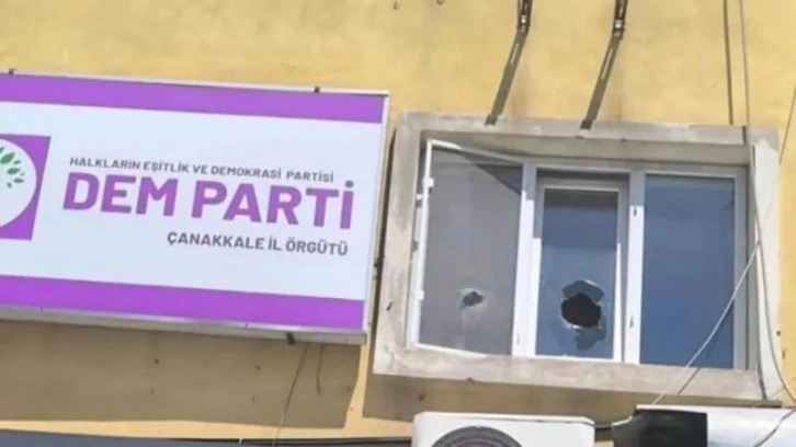 Çanakkale'de DEM Parti binasına taşlı saldırı