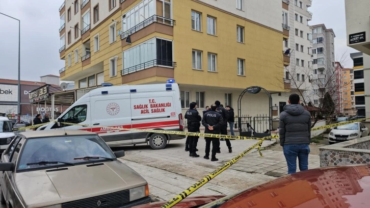 &Ccedil;orum'da feci &ouml;l&uuml;m: 8. kattan d&uuml;şt&uuml;!