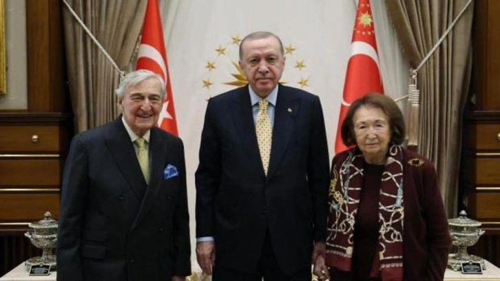 Cumhurbaşkanı Erdoğan, Rahmi Ko&ccedil; ve Semahat Arsel'i kabul etti