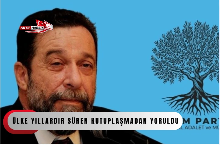  Denktaş: "&Uuml;lke ekonomisi &ccedil;ıkmazda, kamunun mali yapısı &ccedil;&ouml;kt&uuml;"