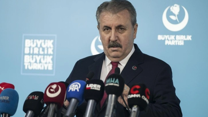 Destici: 'Asgari &uuml;cret bir l&uuml;tuf, yardım değildir'