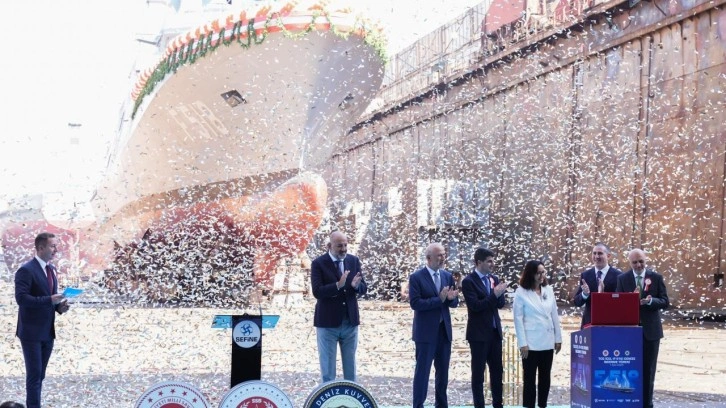 Donanmaya son teknoloji yeni güç: TCG İçel denize indirildi