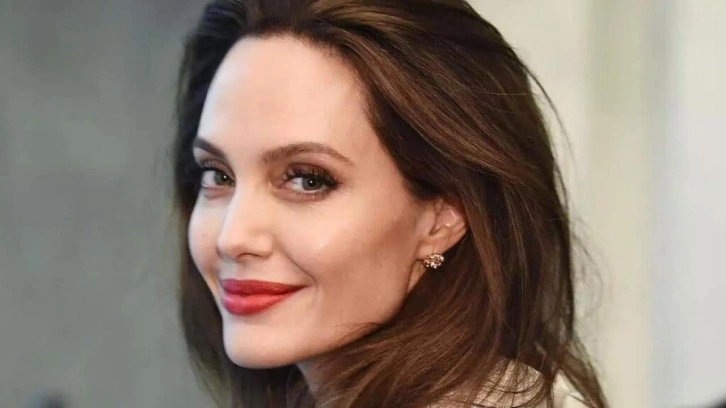 Dünyaca ünlü oyuncu Phoenix ve Angelina Jolie'dan tepki: Dünya liderlerine yazıklar olsunm