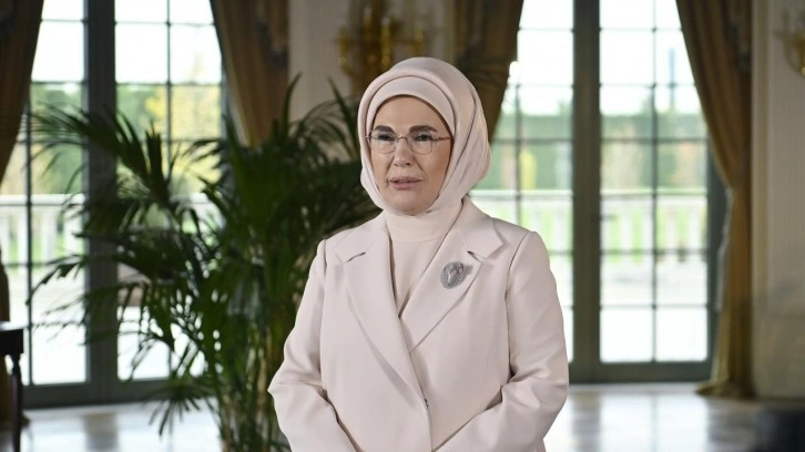 Emine Erdoğan "Büyüyen Avrupa Zirvesi"ne seslendi: "Aile kurumu güçlendirilmeli"