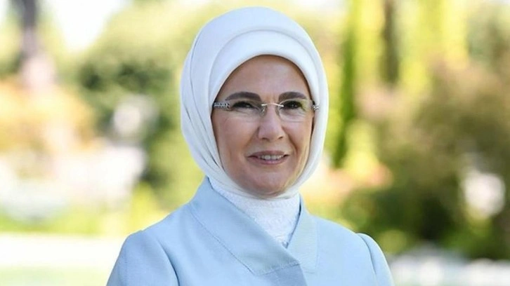 Emine Erdoğan'dan Mevlit Kandili mesajı