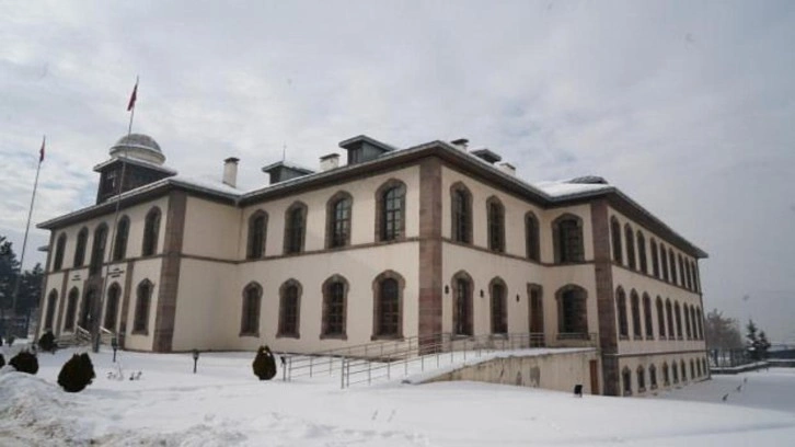 Erzurum kongre binası yıkılacak mı? MHP İl Başkanı Yurdag&uuml;l'den a&ccedil;ıklama