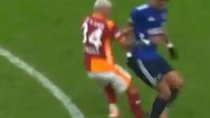 Eski hakemler yorumladı! Kırmızı kart beklemişlerdi, faul verilmedi