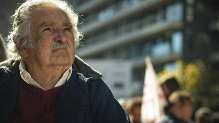 Eski Uruguay Devlet Başkanı Jose Mujica hayatını kaybetti