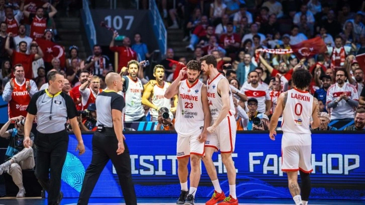 EuroBasket 2025’te tarih yazan 12 Dev Adam, yurda dönüyor
