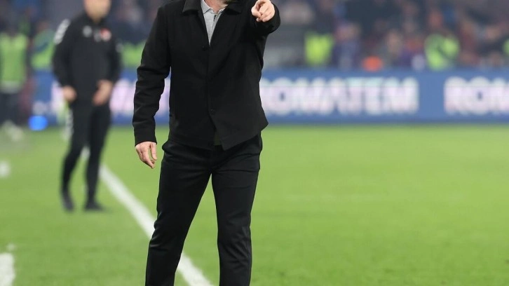 Fatih Tekke maç sonu sert çıktı: 'Bariz hata'