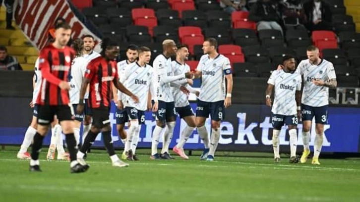 Fenerbahçe, Gaziantep'te ikinci yarıda geri döndü! 4 dakika yetti