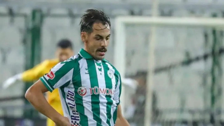 Fenerbah&ccedil;e ma&ccedil;ının ardından Konyasporlu yıldızı kahreden haber! Babası kalp krizi ge&ccedil;irdi