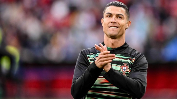 Fenerbahçe'nin eski teknik direktörü Ronaldo'nun yeni hocası oldu