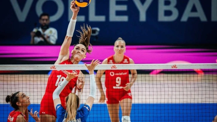 Filenin Sultanları, Çekya'ya mağlup oldu