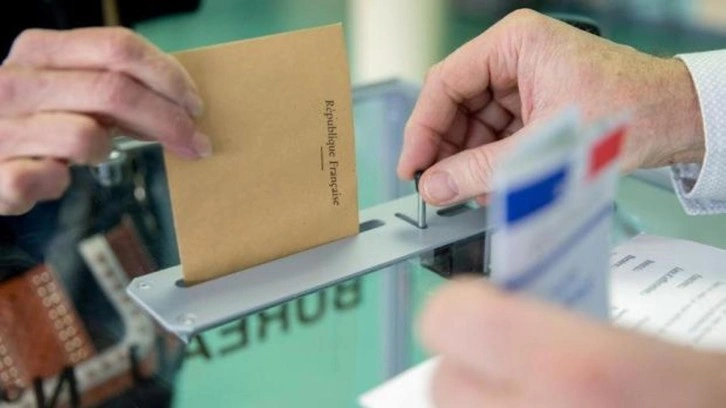 Fransa'da erken se&ccedil;ime hazırlık talimatı