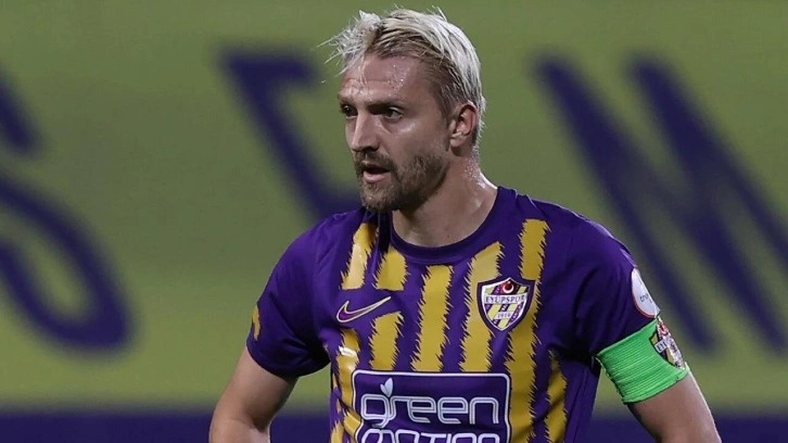 Futbolu mu bırakıyor! Caner Erkin'den emeklilik açıklaması