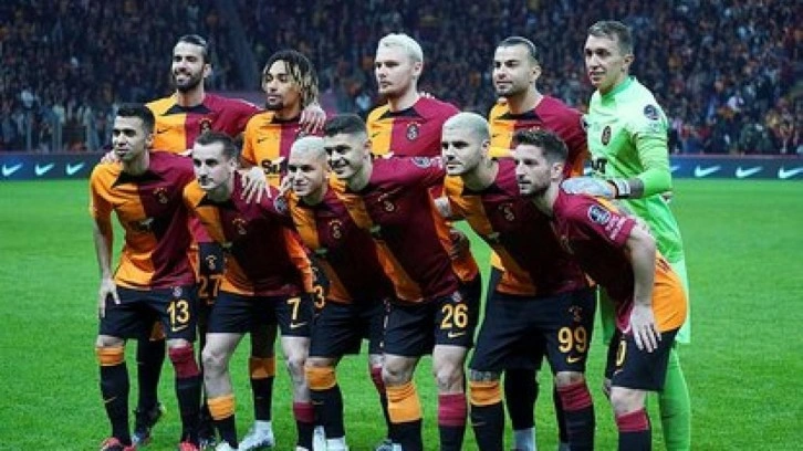Galatasaray'da 4 kupa kazanmıştı! Süper Lig ekibine imza attı