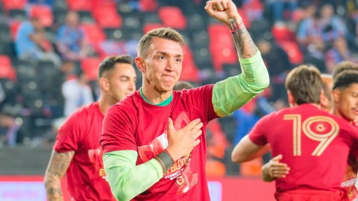 Galatasaray'ın yıldızından sitem dolu Muslera sözleri: Biri gider biri gelir