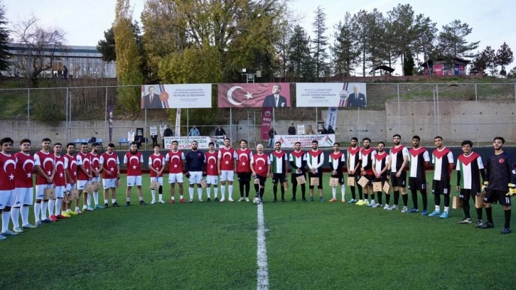 G&uuml;lhane&rsquo;de hakemsiz ma&ccedil;tan Gazze&rsquo;ye vicdan mesajı