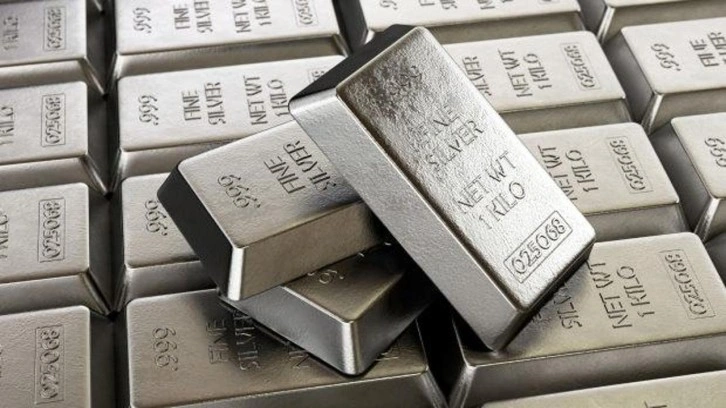 G&uuml;m&uuml;ş erken kayıplarını silerek 80 dolarda tutundu!