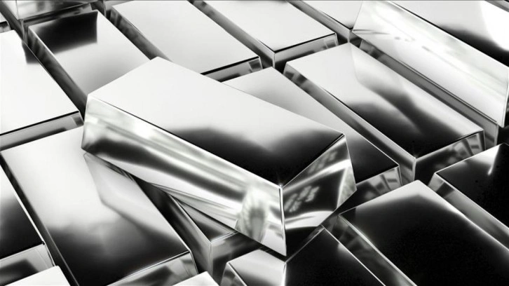 Gümüşten tarihi rekor! Ons fiyatı ilk kez 60 doları aştı