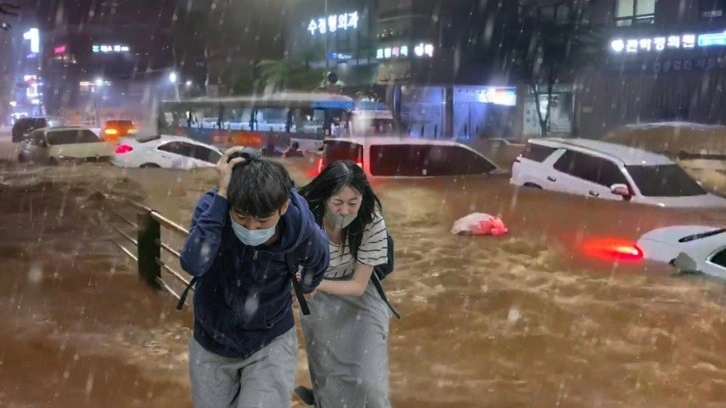 Güney Kore'de sel: 14 kişi can verdi