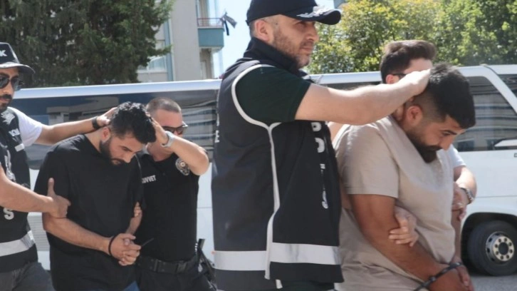 Haraç çetesi çökertildi! Aralarında kamu görevlileri de var