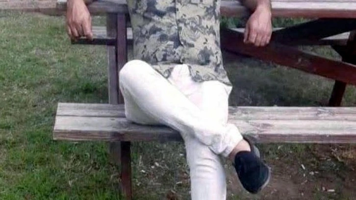 Husumetli komşusu kalbinden bıçakladı