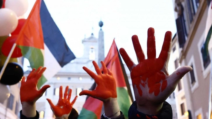 İsrail'e dünyadan gelen destek gün geçtikçe azalıyor