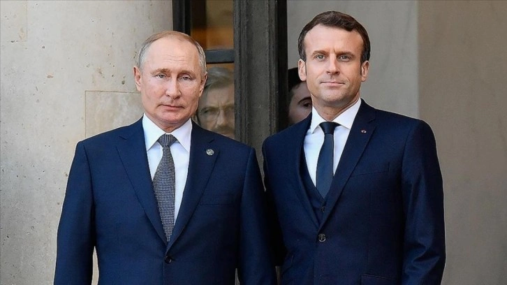 İstanbul'a gelecek mi? Macron'dan Putin'e gözdağı