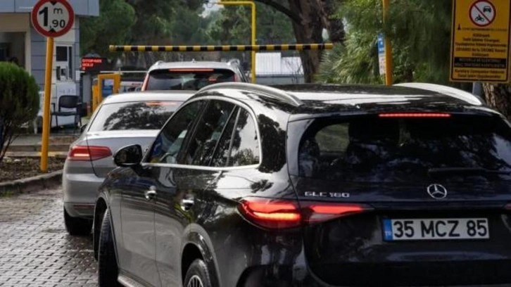 İzmir B&uuml;y&uuml;kşehir Belediyesi faturayı vatandaşa kesti: Y&uuml;zde 185 zam yaptılar!