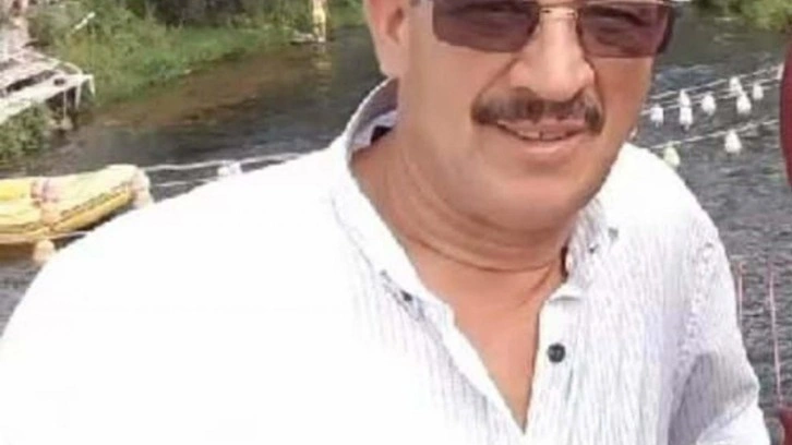 Kamyonundan düşen tomrukların altında kalıp öldü