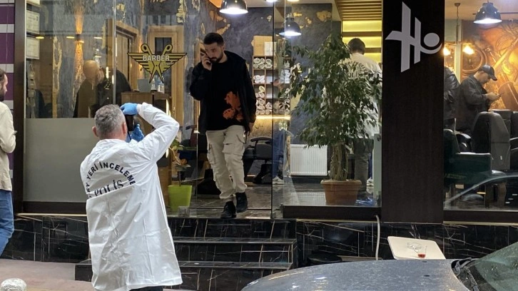 Kardeş kanı! Tıraş olurken ensesinden vurdu! Mermi diğer taradftan çıktı
