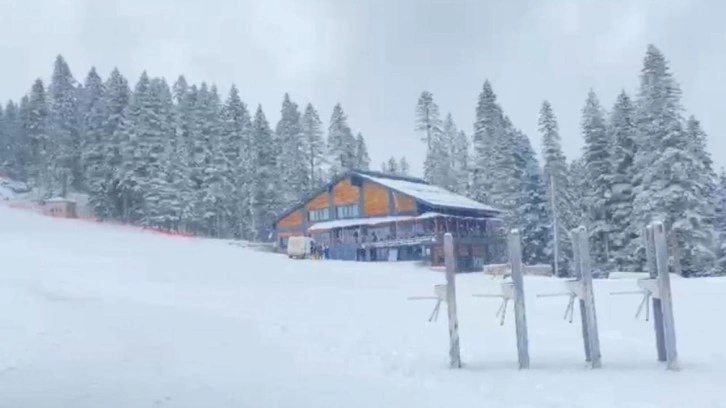 Kastamonu'da kar yağışı etkili oluyor